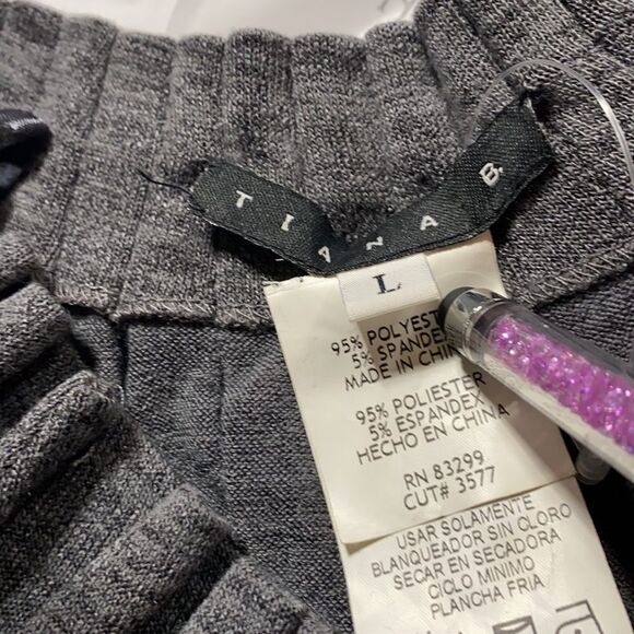 Tiana B Jersey L Knit Short Sleeve Pullover Shift Dress Pockets Comfortable Grey - Picture 12 of 14